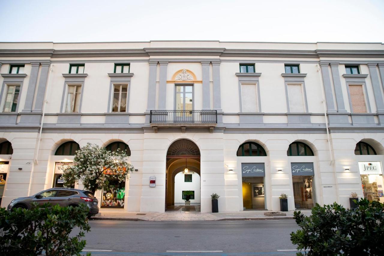 Historico Loft & Rooms Palazzo Adragna XIX Trapani Ngoại thất bức ảnh