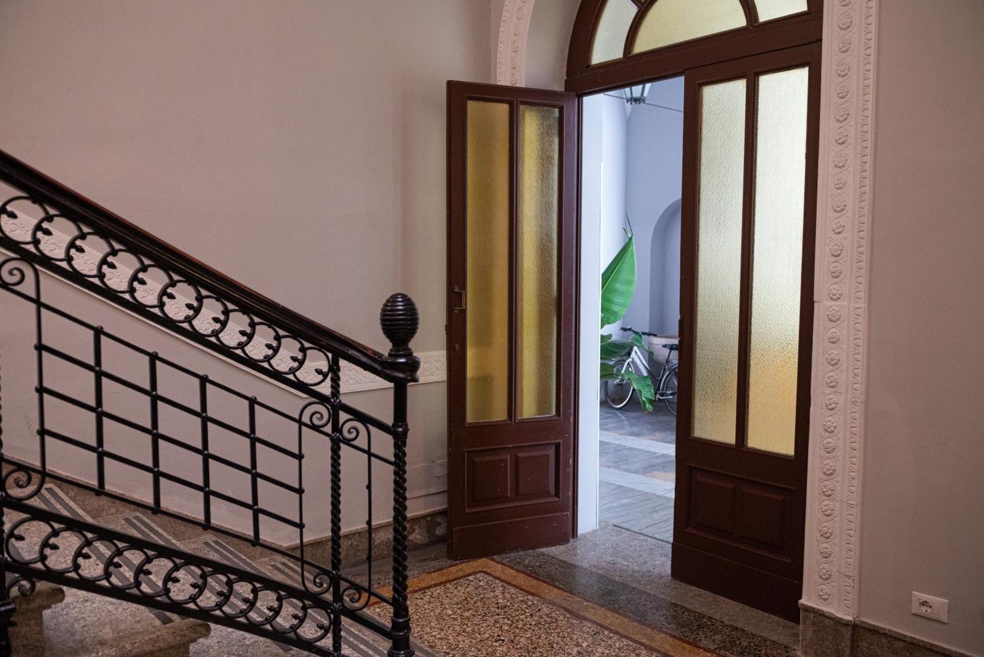Historico Loft & Rooms Palazzo Adragna XIX Trapani Ngoại thất bức ảnh