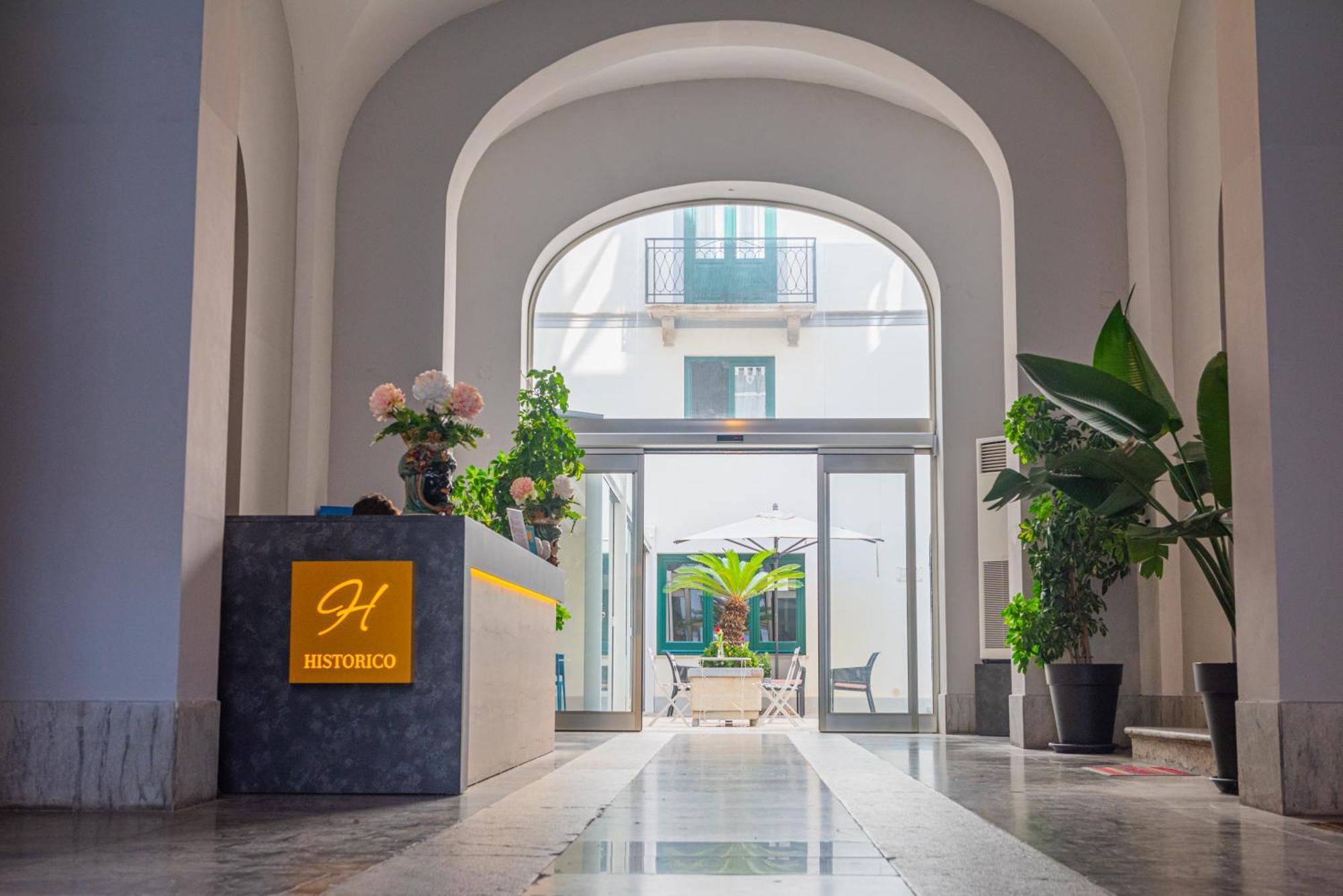 Historico Loft & Rooms Palazzo Adragna XIX Trapani Ngoại thất bức ảnh