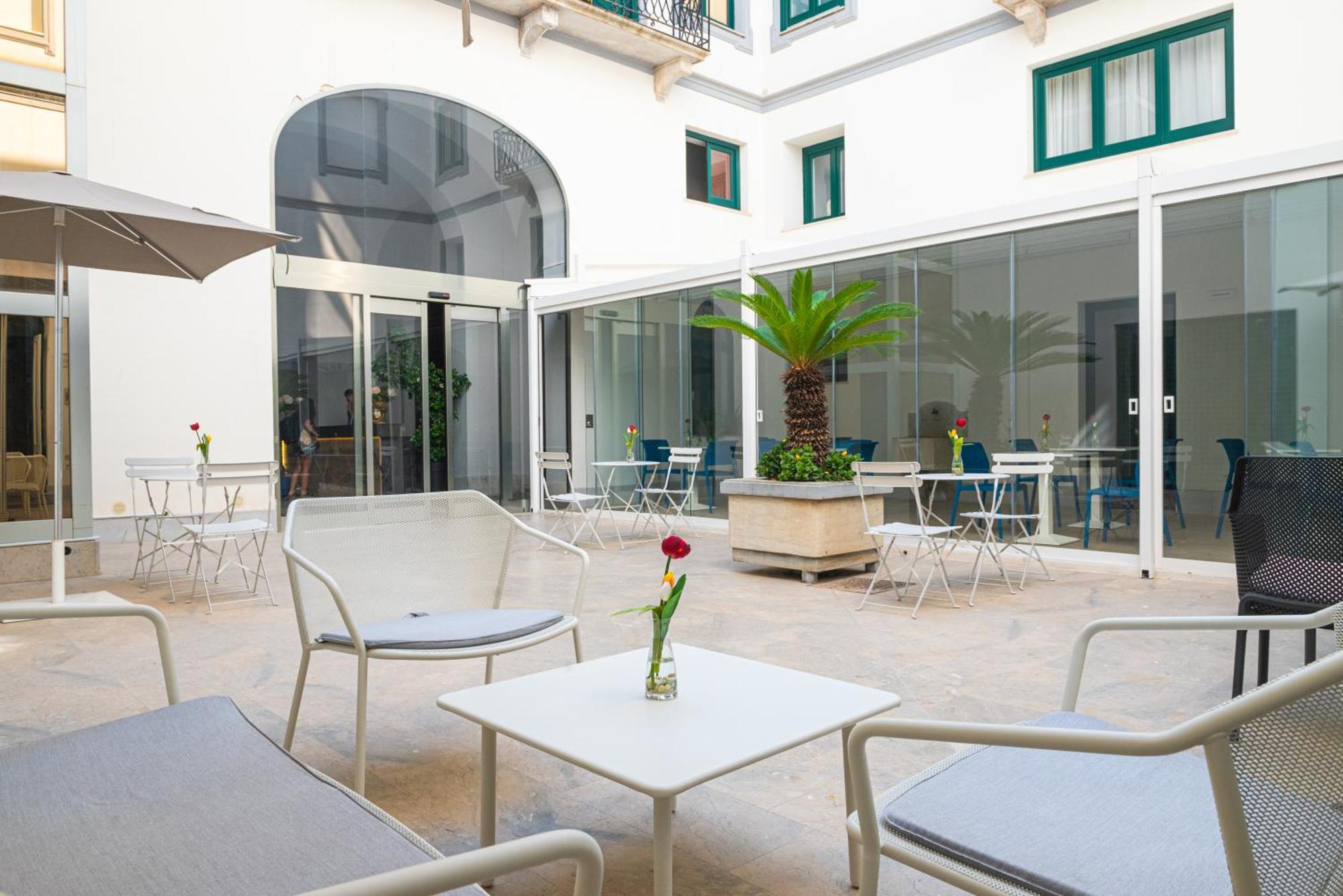 Historico Loft & Rooms Palazzo Adragna XIX Trapani Ngoại thất bức ảnh