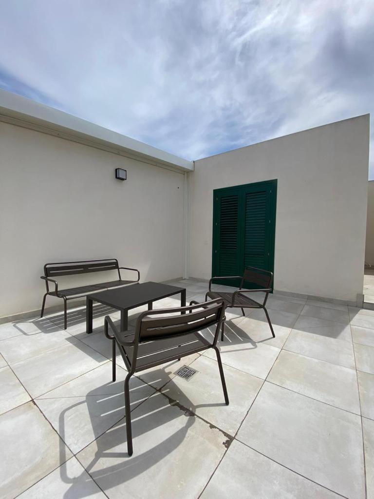 Historico Loft & Rooms Palazzo Adragna XIX Trapani Ngoại thất bức ảnh