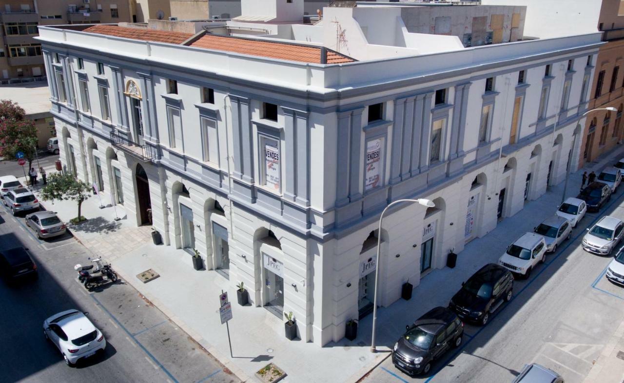 Historico Loft & Rooms Palazzo Adragna XIX Trapani Ngoại thất bức ảnh